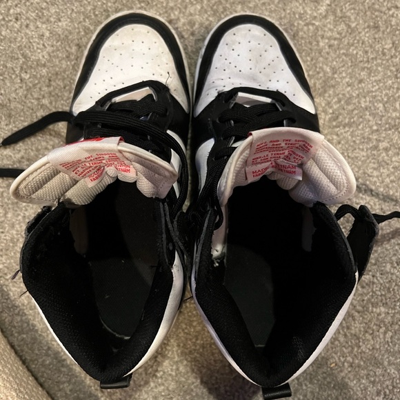 Nike Dunk High Pandas - Picture 4 of 4